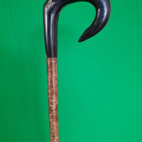 Balck Curved Handle Ramshorn walking stick